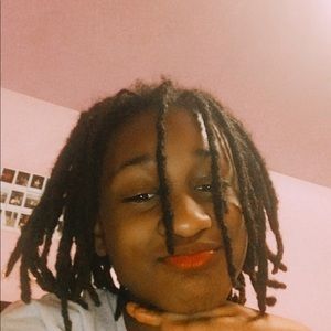 Meet your Posher, Akira